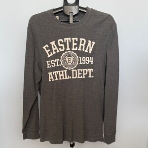 Old Navy Dark Gray Eastern Athletic Long Sleeve Tee